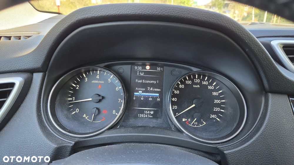 Nissan Qashqai - 14