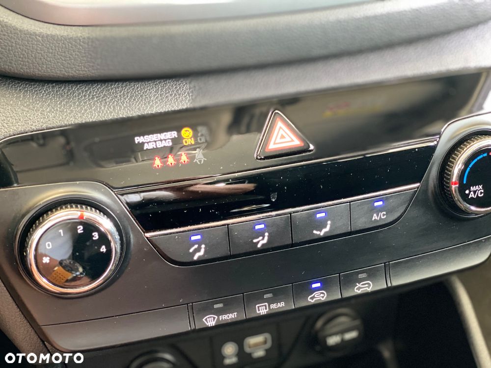 Hyundai Tucson 1.7 CRDI BlueDrive Comfort 2WD - 20