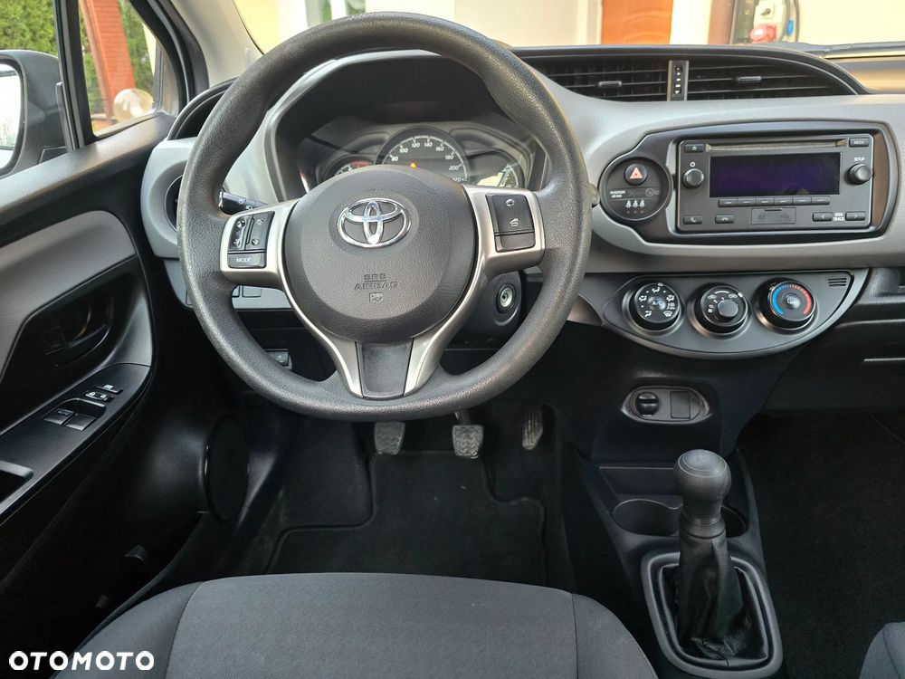 Toyota Yaris 1.0 VVT-i - 7