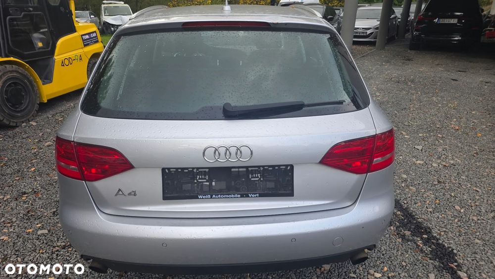 Audi A4 2010 photo 5