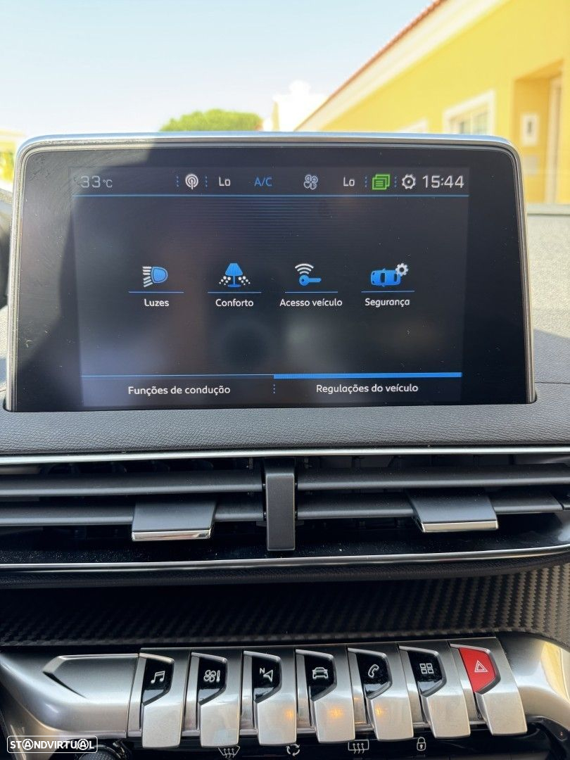 Peugeot 5008 1.2 PureTech Allure - 22