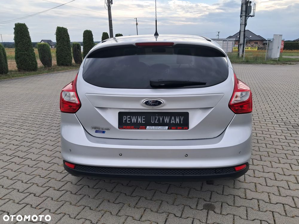 Ford Focus 1.6 Trend - 12