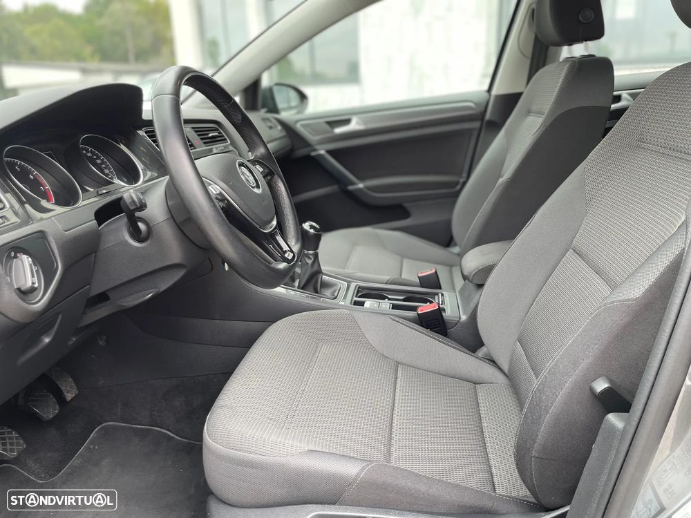 VW Golf 1.5 TSI R-Line - 12