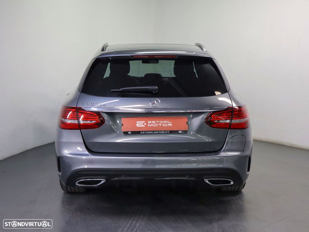 Mercedes-Benz C 300 de AMG Line - 4