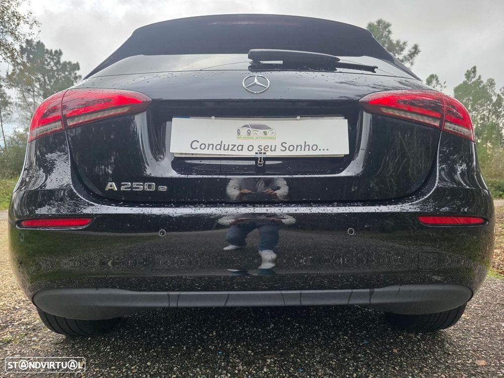 Mercedes-Benz A 250 e Progressive - 55