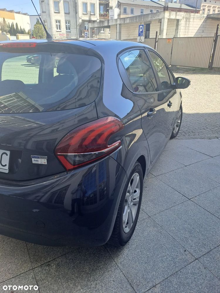 Peugeot 208 PureTech 82 Start & Stop Style - 17