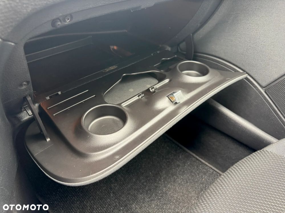 Peugeot 206 110 JBL - 27