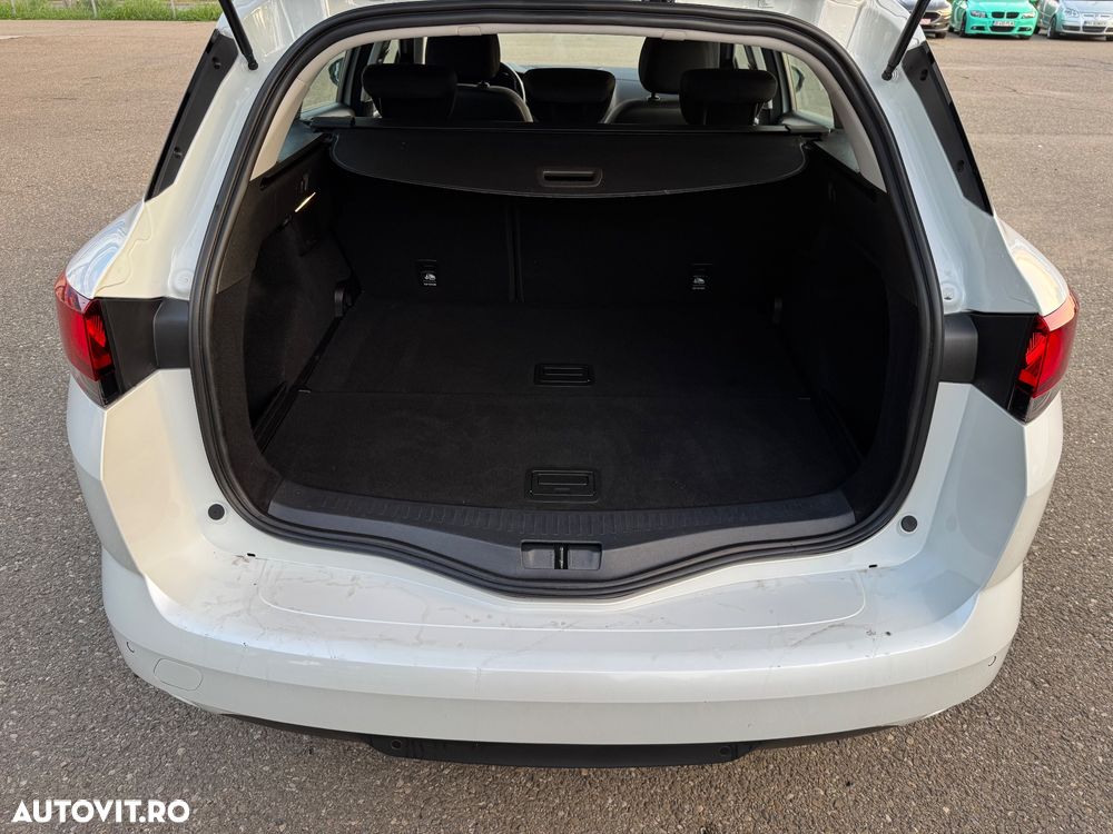 Renault Megane TCe 140 GPF EDC BUSINESS EDITION - 40