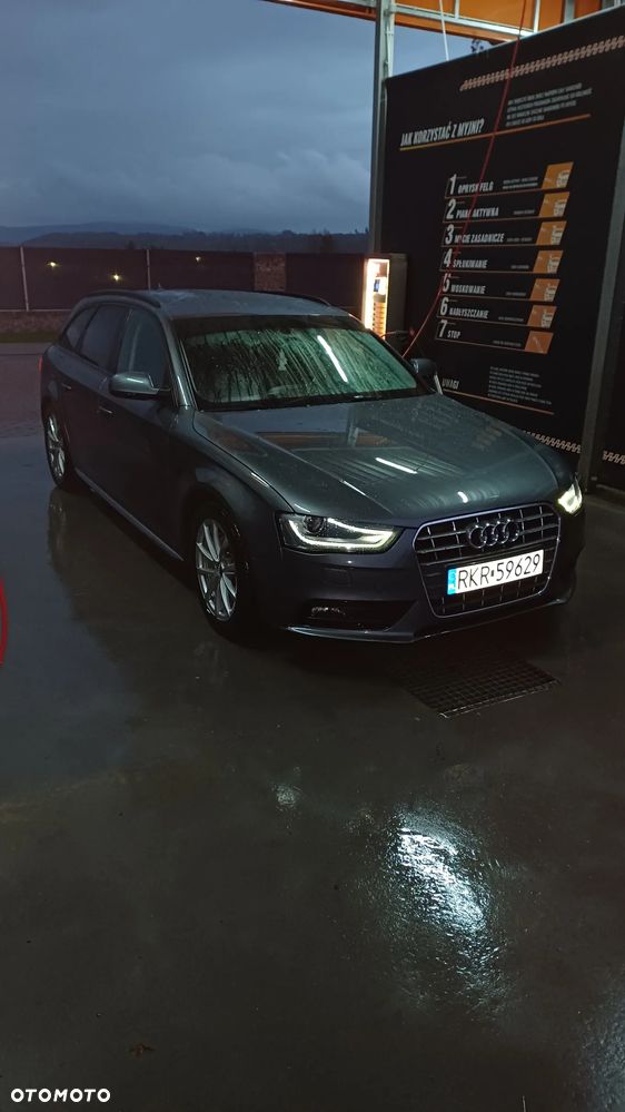 Audi A4 - 12