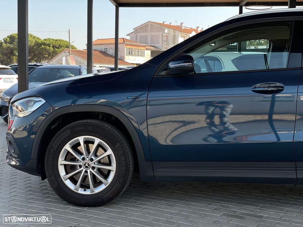 Mercedes-Benz GLA 250 e Progressive - 4