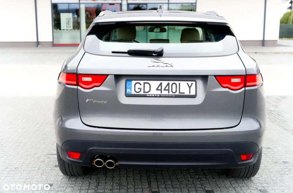 Jaguar F-Pace 2.0 i4D AWD Prestige - 4