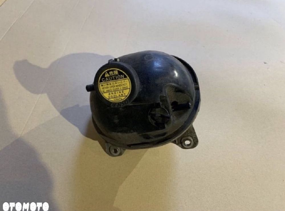 16480-0G020 zbiorniczek wyrównawczy toyota corolla e12