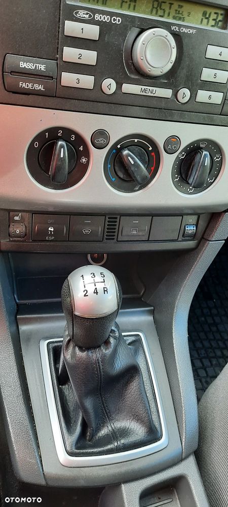 Ford Focus 1.6 Ambiente - 14