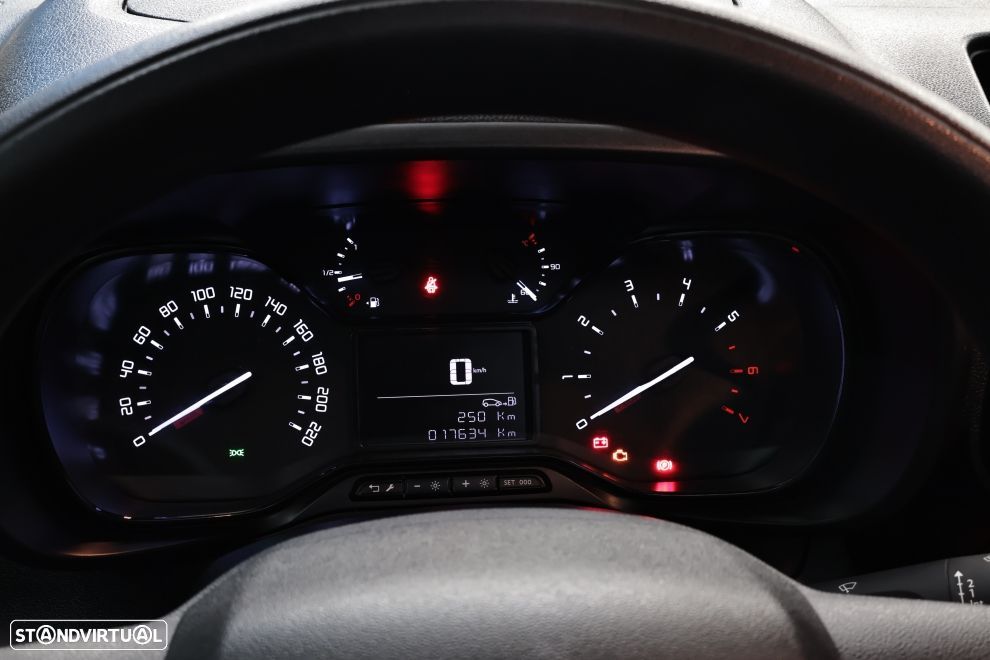 Fiat Doblo 1.5 BlueHDi - 16