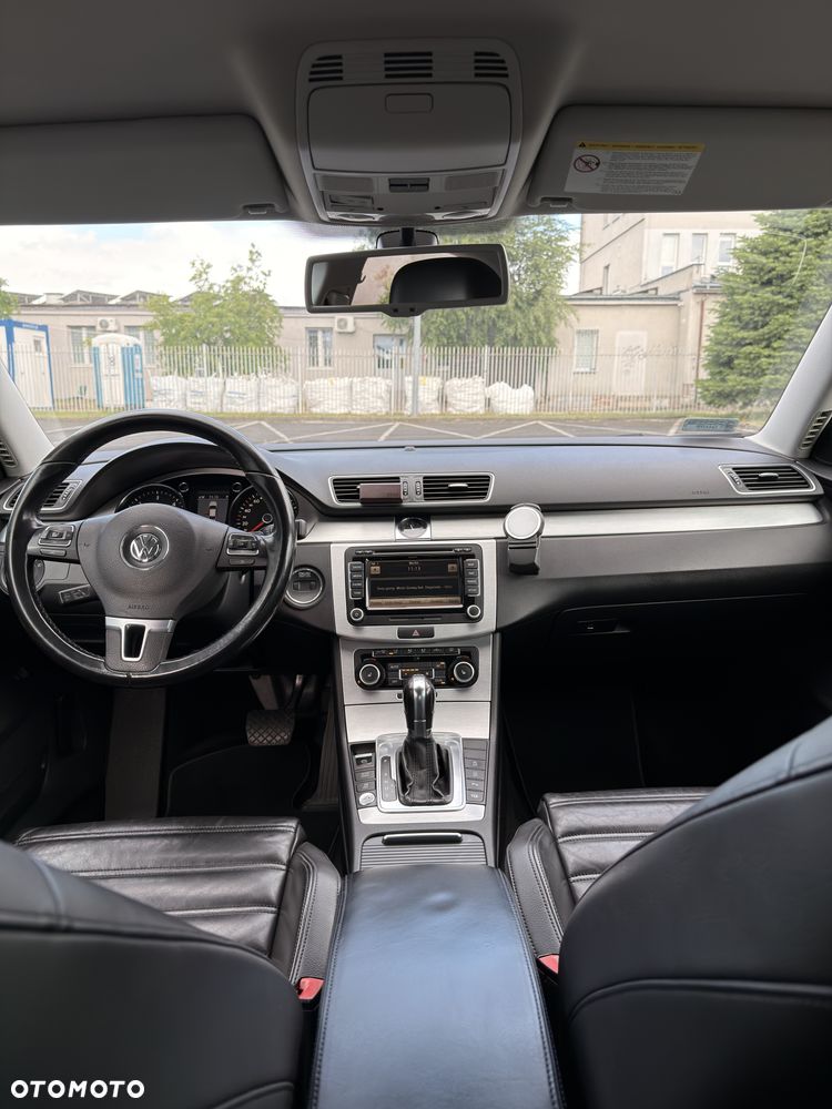 Volkswagen Passat 2.0 TDI DPF Highline DSG - 28