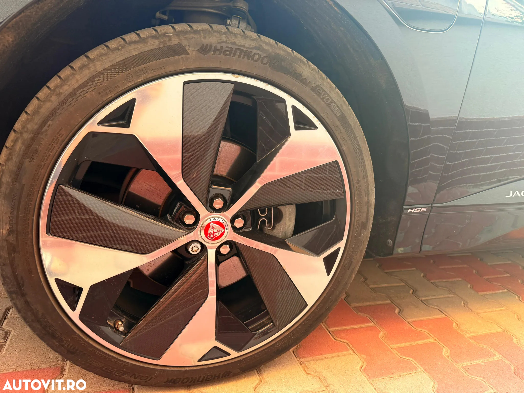 Jaguar I-Pace HSE - 19