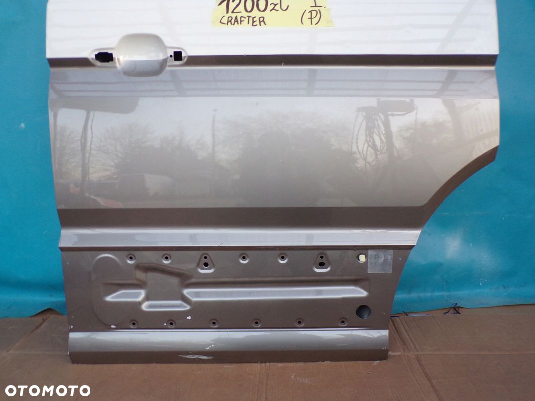 VW CRAFTER 2 MAN 17- drzwi przednie przód prawy PRAWE SREBRNE - 4