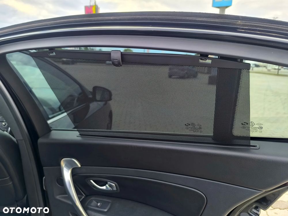 Renault Latitude - 18