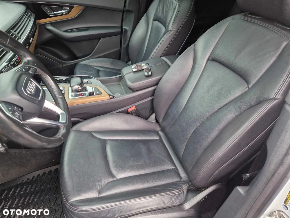Audi Q7 3.0 TFSI Quattro Tiptronic - 8