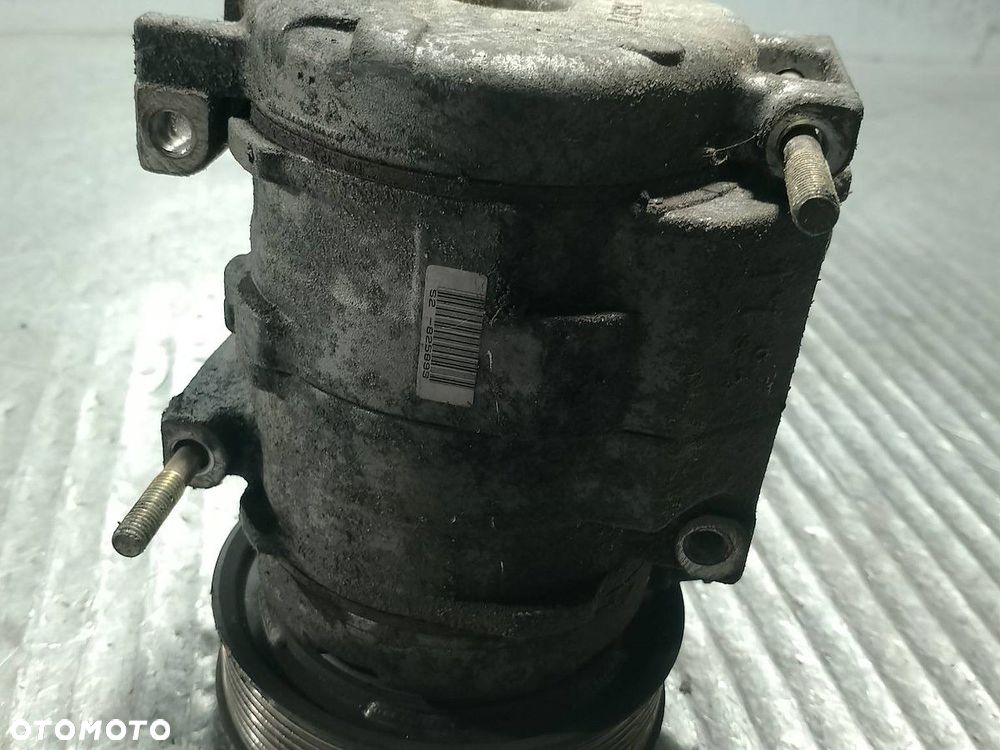 POMPA, SPRĘŻARKA KLIMATYZACJI MAZDA MPV 447220-4661 2.0 D - 4