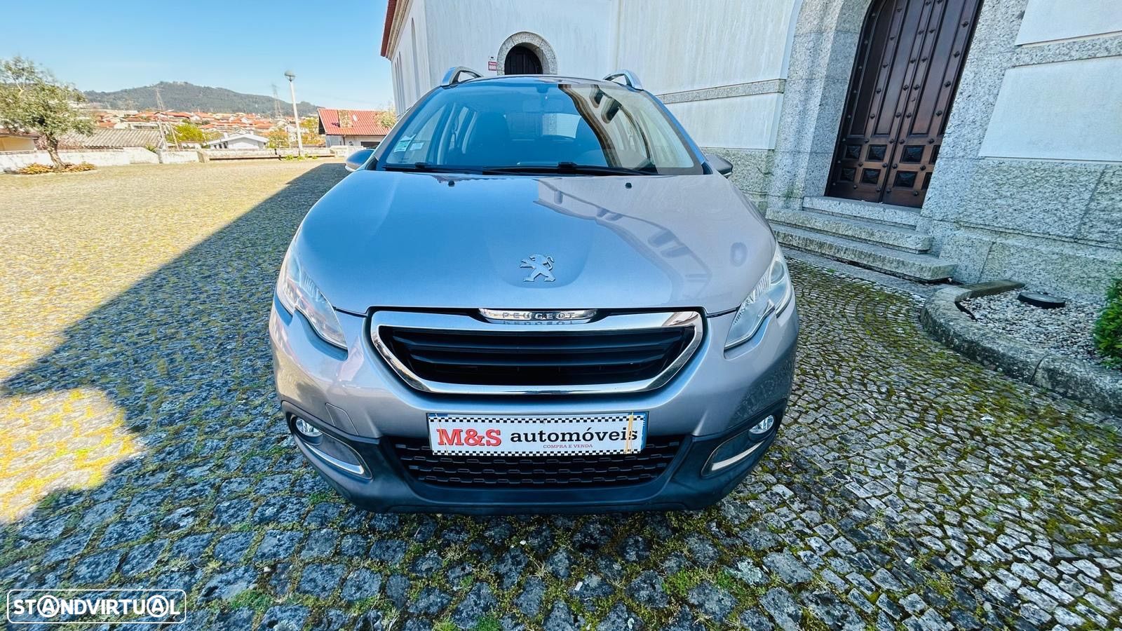 Peugeot 2008 1.2 PureTech Allure - 1