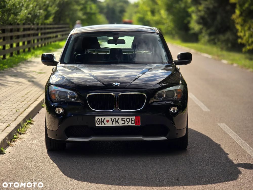 BMW X1 sDrive18i - 11