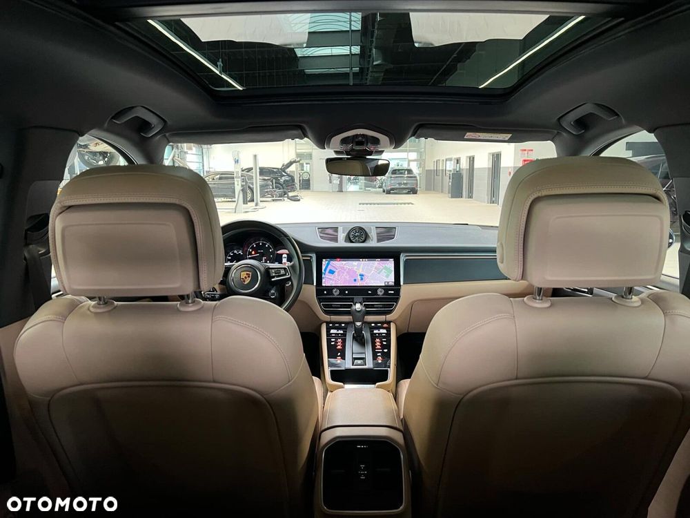 Porsche Macan Standard - 34