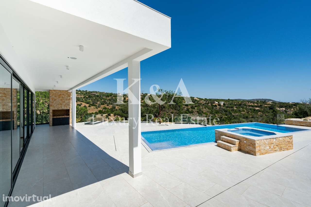 Moradia V4 nova, na serra com vistas de mar, Algarve. - Grande imagem: 5/30