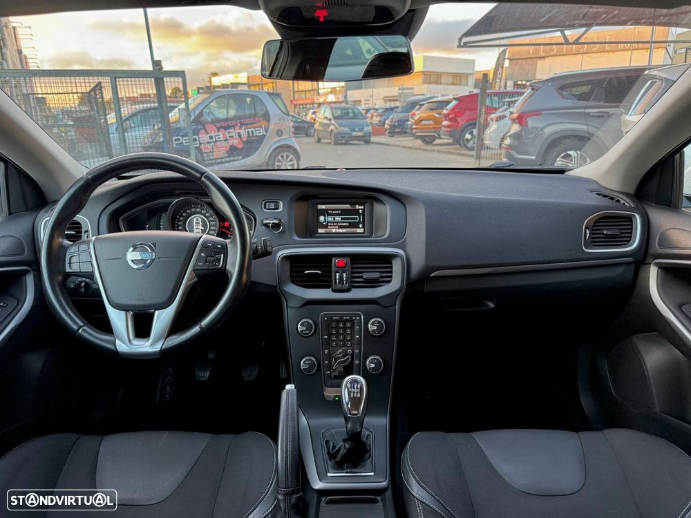 Volvo V40 1.6 D2 Summum - 20