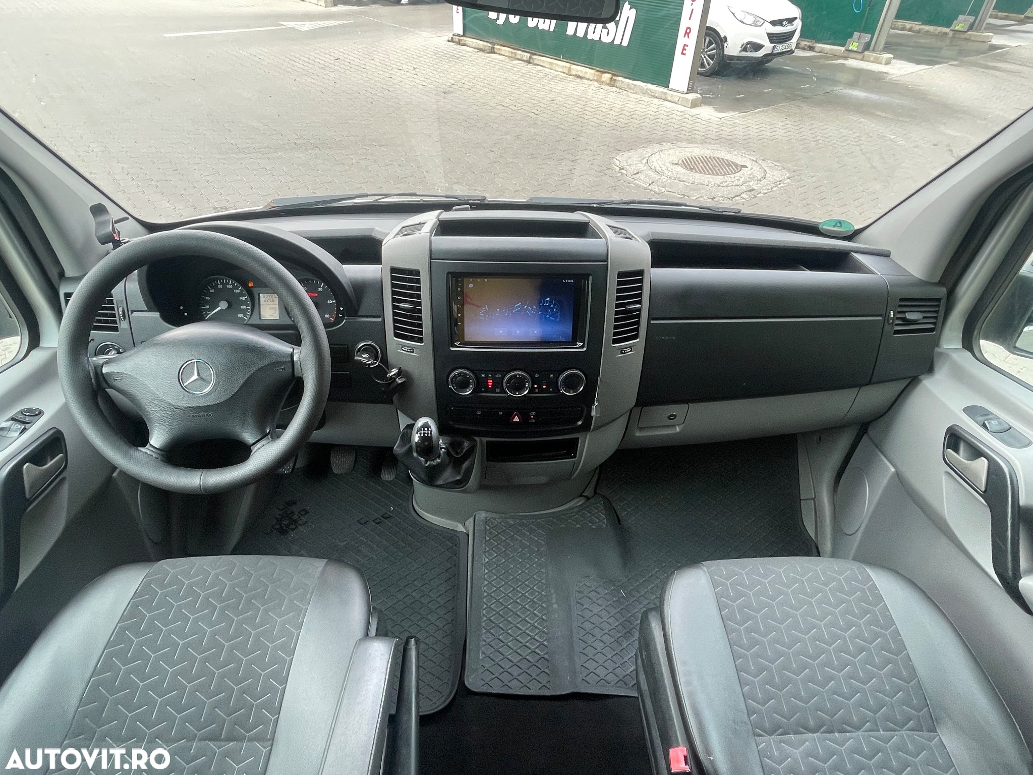 Mercedes-Benz Sprinter 215 CDI 906.213 - 10