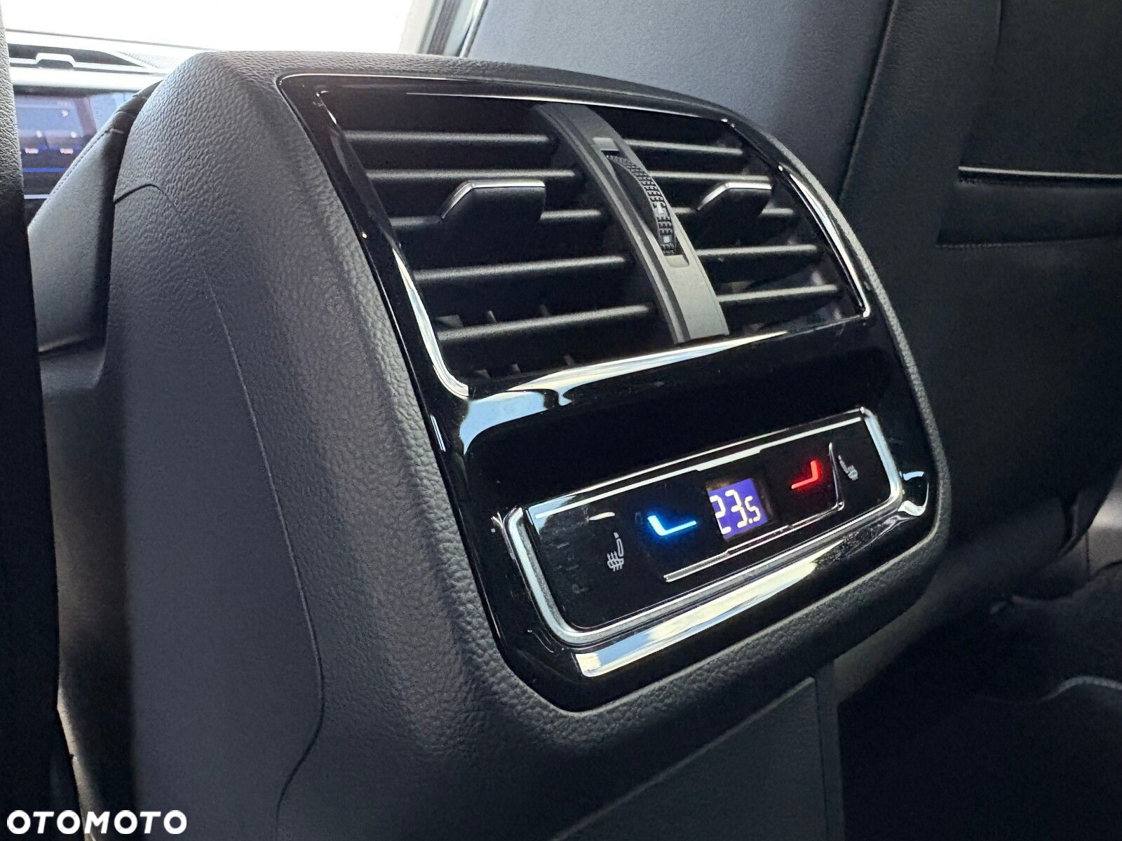 Volkswagen Arteon 2.0 TSI R-Line DSG - 16
