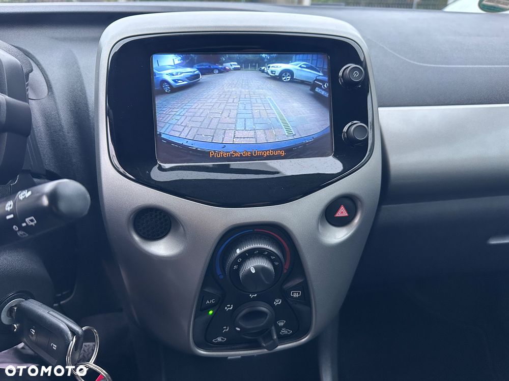 Toyota Aygo x-cite - 10