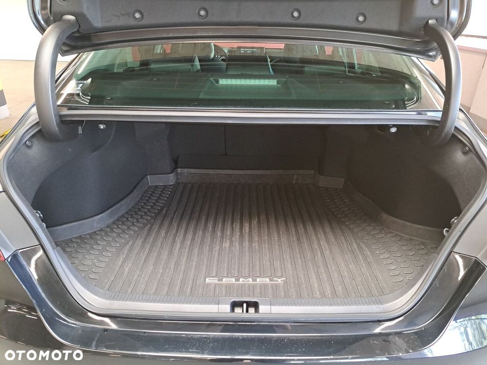 Toyota Camry 2.5 Hybrid Prestige CVT - 14