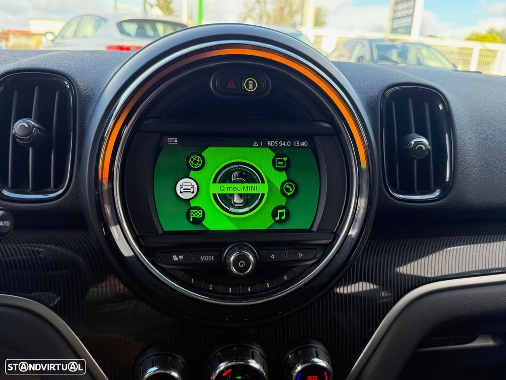 MINI Countryman Cooper SE ALL4 Auto - 47