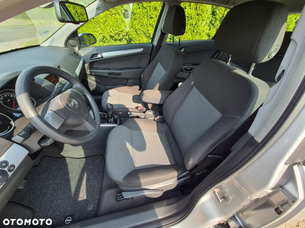 Opel Astra - 12