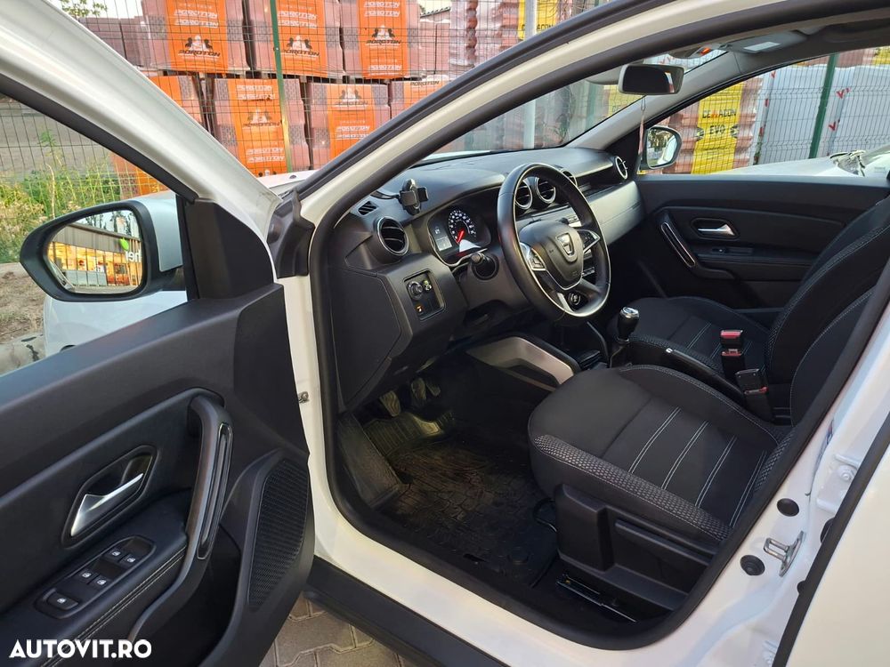 Dacia Duster 1.6 SCe Prestige jante 17" - 12