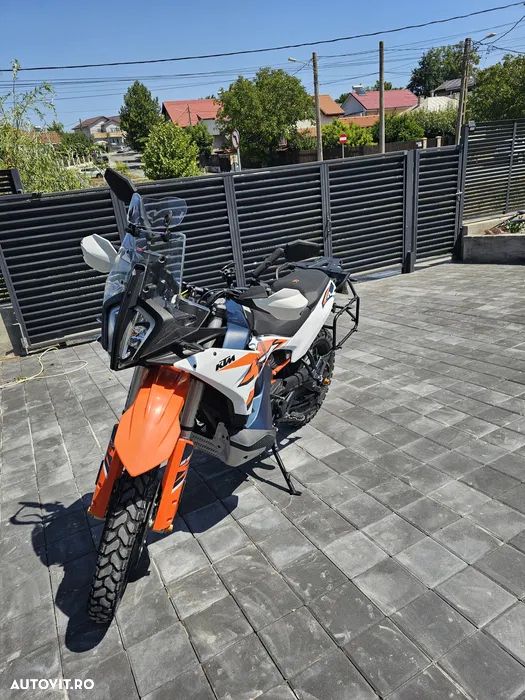 KTM 890 Adventure R - 2