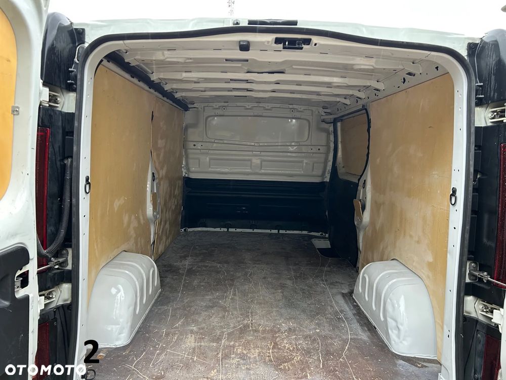 Renault Trafic - 17