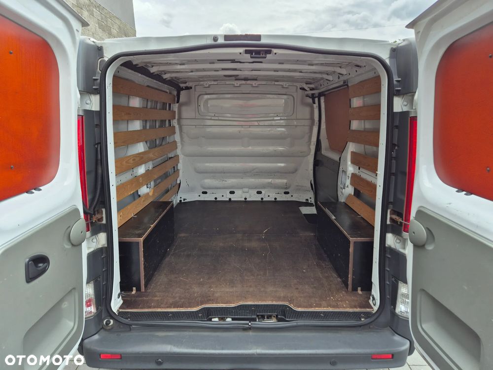 Opel Vivaro - 9