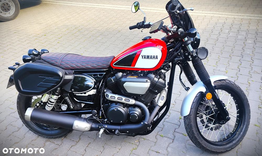 Yamaha SCR - 16