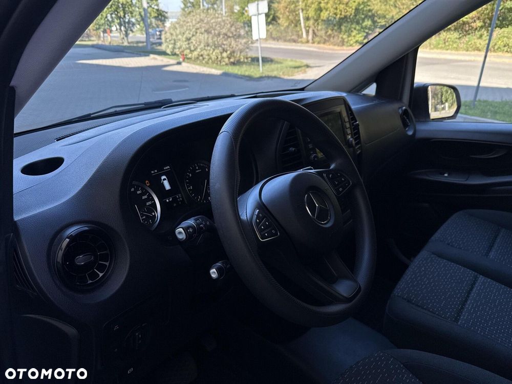 Mercedes-Benz Vito - 15