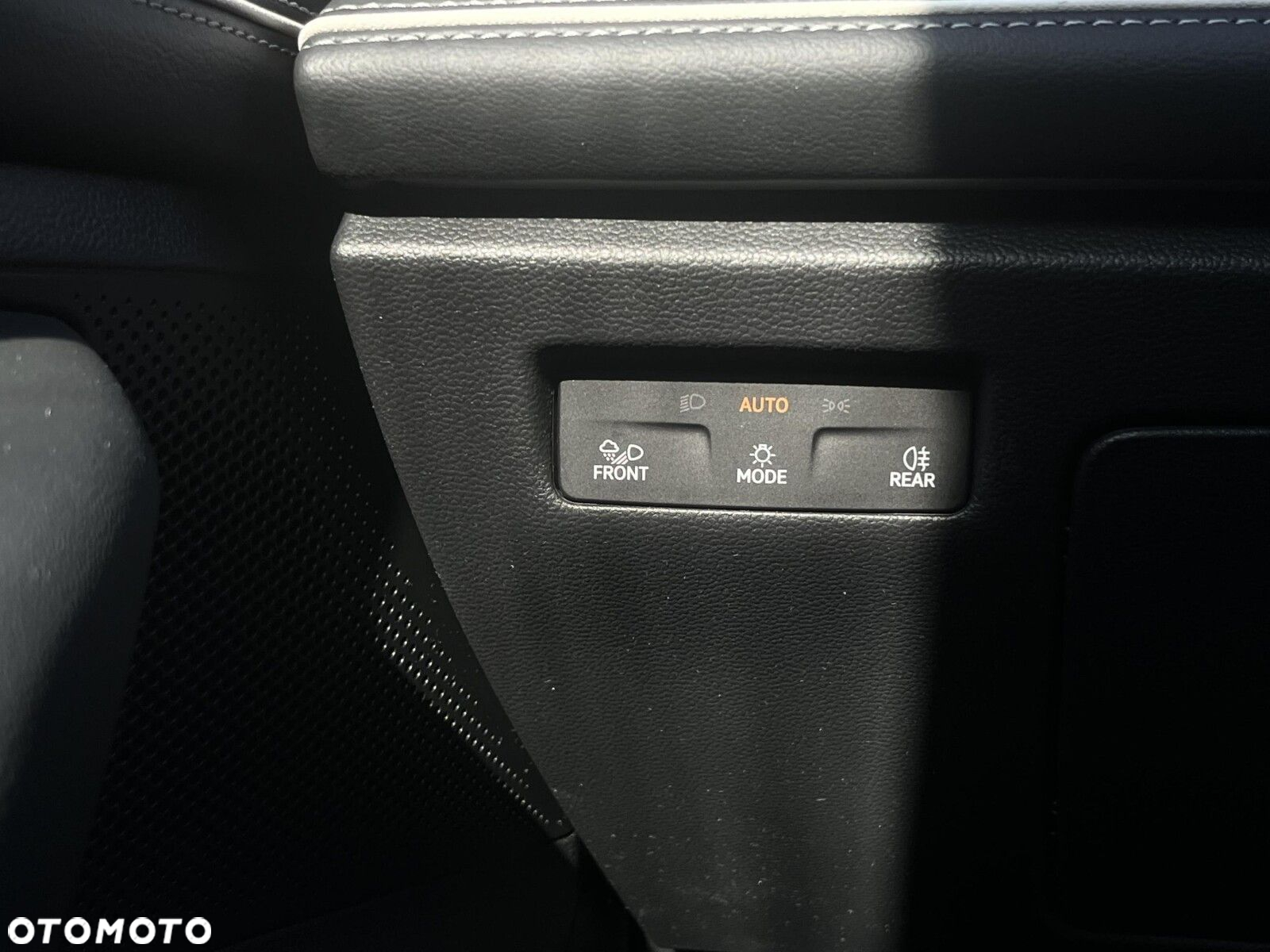 Volkswagen Passat - 38