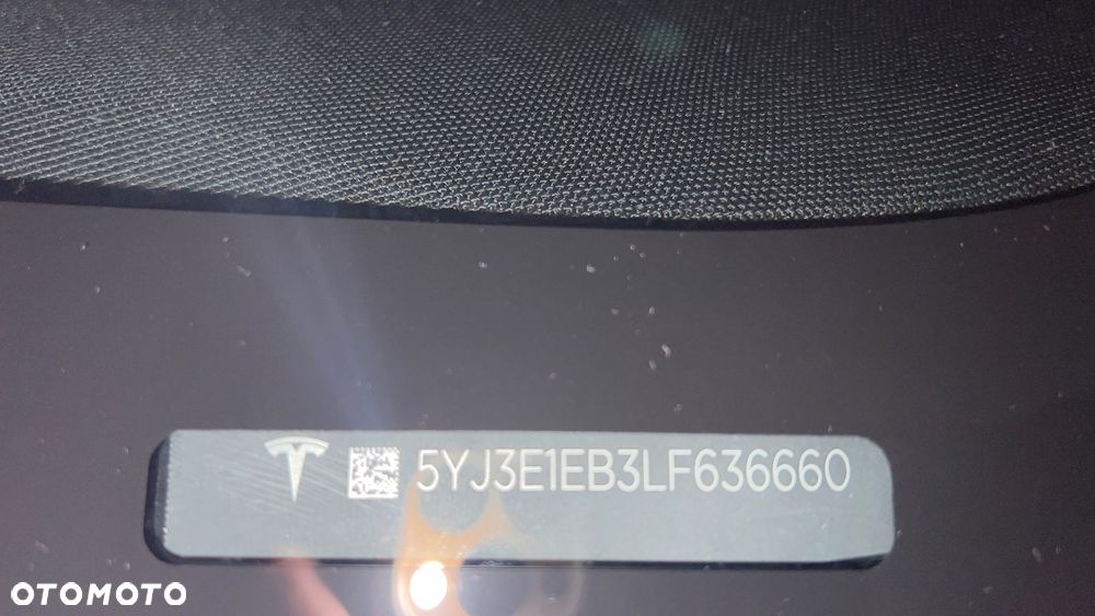 Tesla Model 3 Long Range AWD - 7