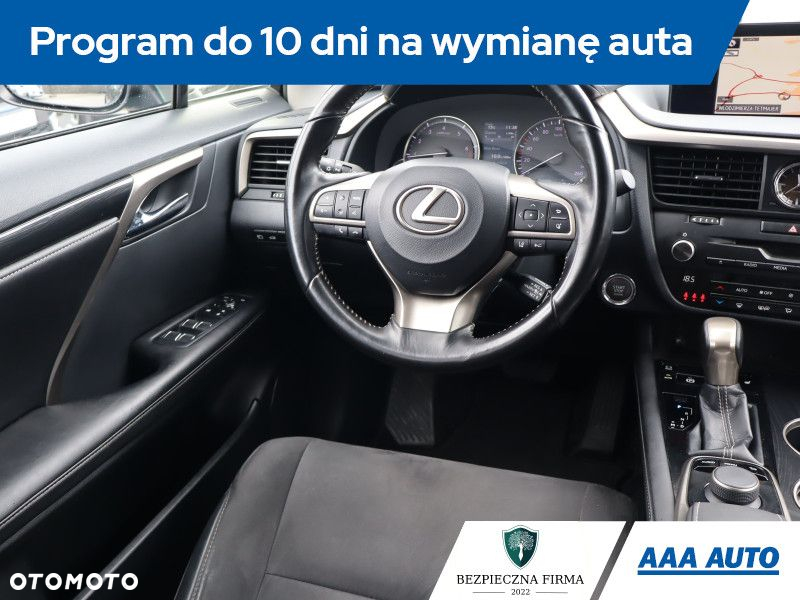 Lexus RX - 8