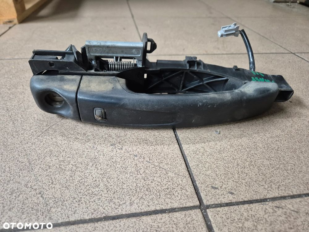 KLAMKA DRZWI LEWA KEYLESS GO MASTER III MOVANO B  NV400 2.3 10r.+ - 2