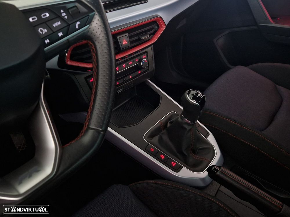 SEAT Arona 1.0 TSI FR - 12