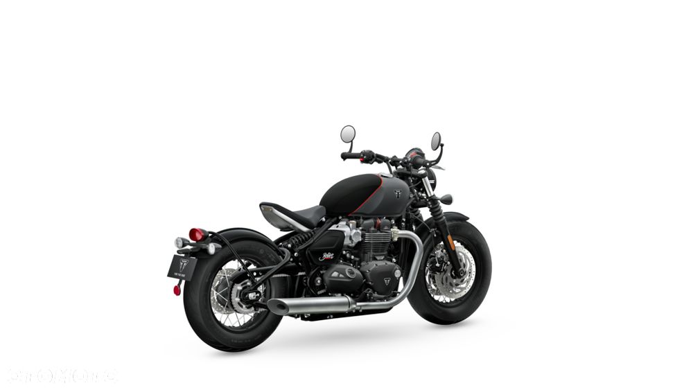 Triumph Bonneville Bobber - 35