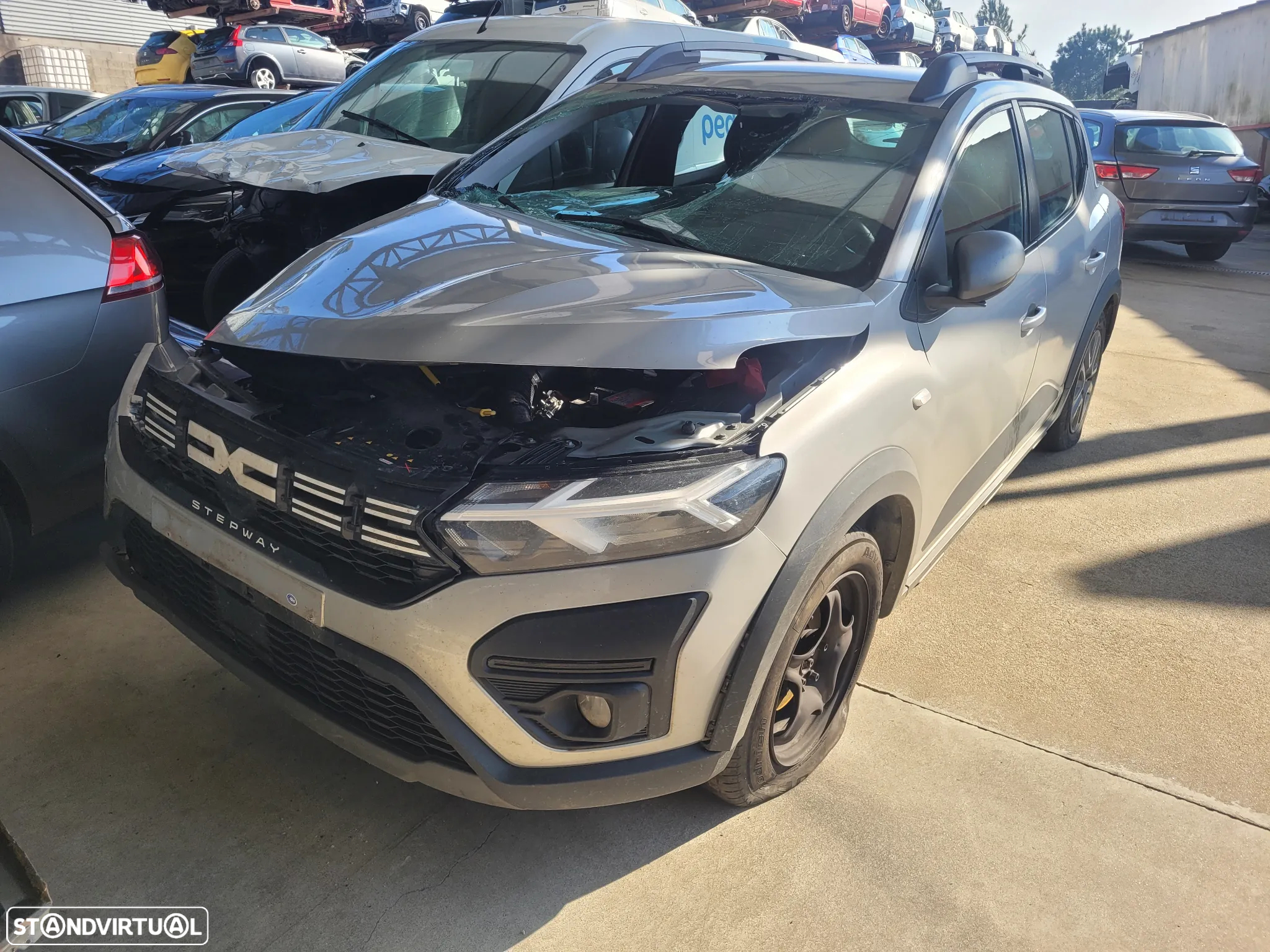Dacia Sandero Stepway 2024 para peças - 2