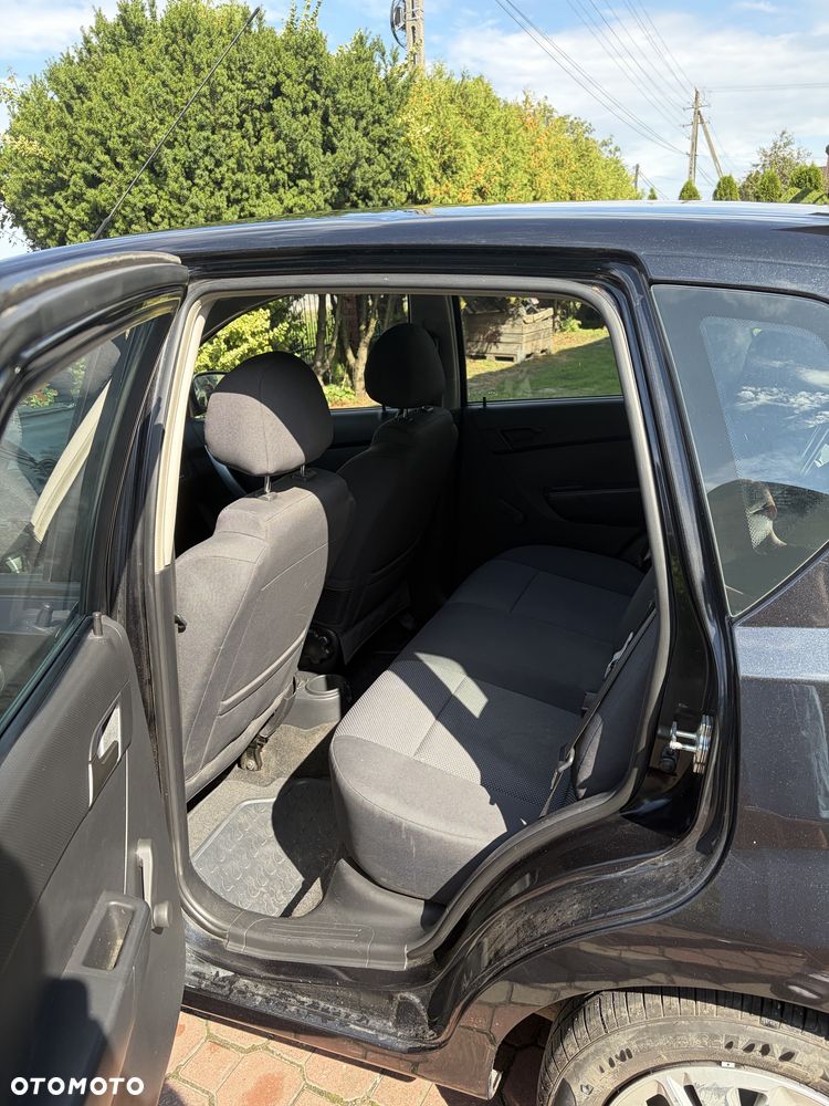 Chevrolet Aveo - 5