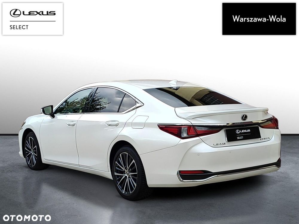 Lexus ES 300h Business Edition - 7